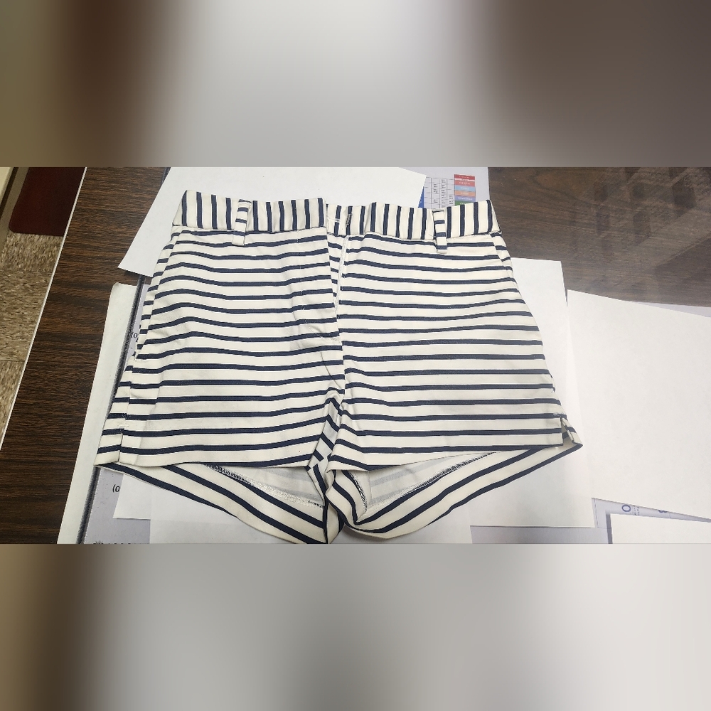 Stripe short